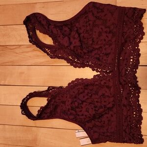 Victori's Secret Lace Bralette in Burgundy